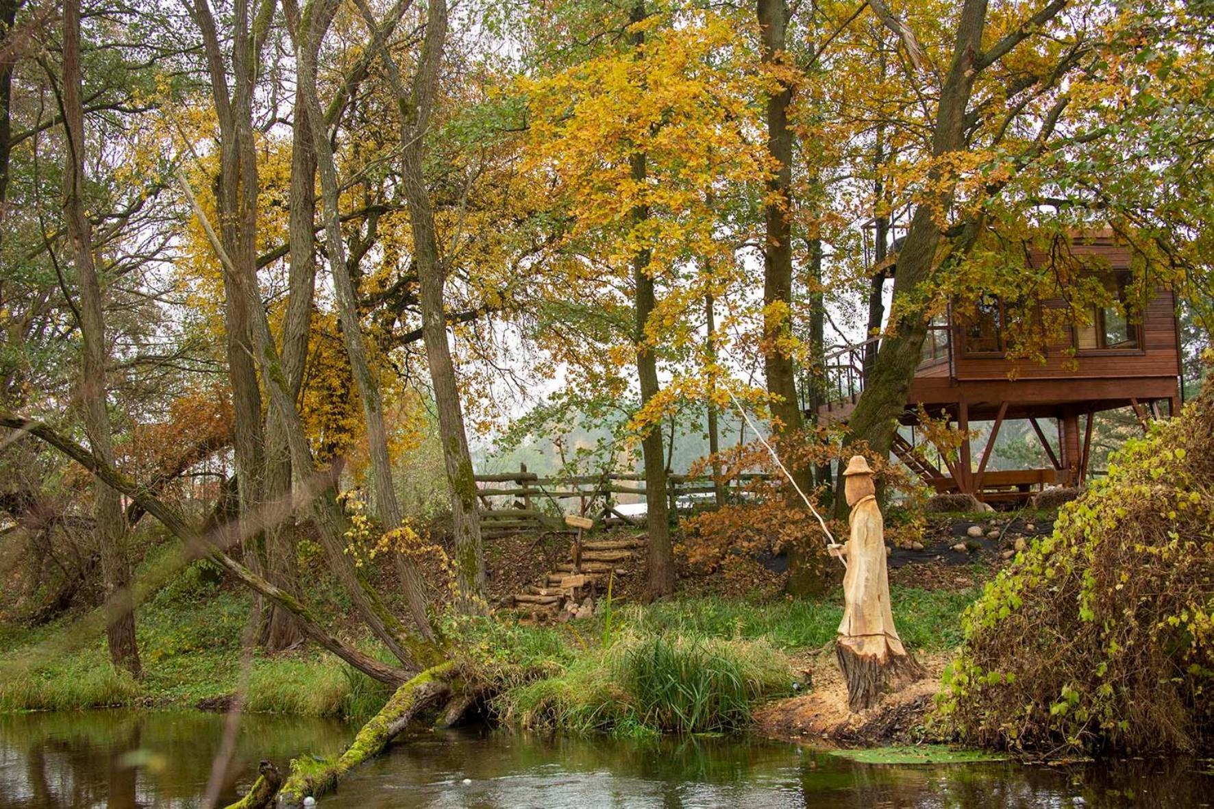 Вилла Domek Na Drzewie W Dolinie Uradu Экстерьер фото